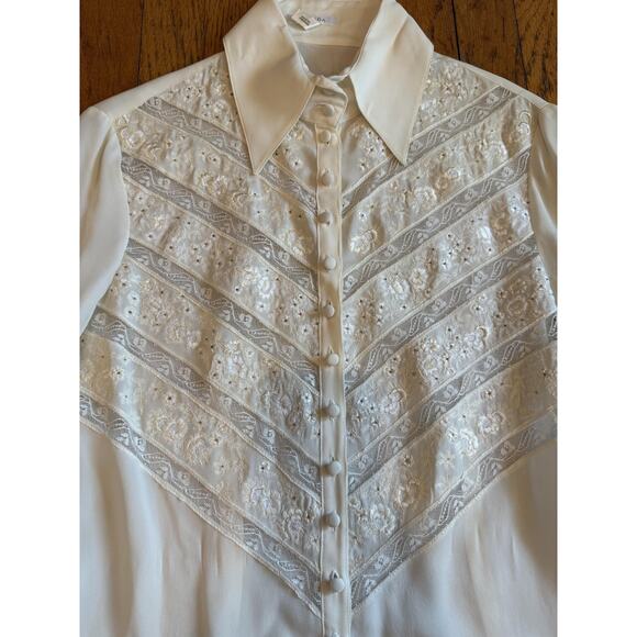 Escada Blouse Womens 34 Ivory 100% Silk Lace Embroidered Button Long Sleeve - Picture 2 of 8